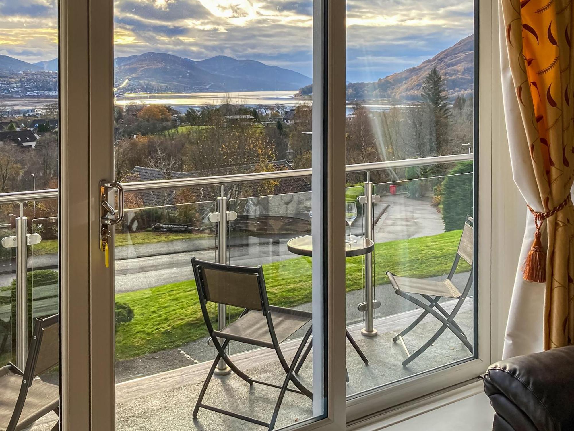 Mirador Apartment Banavie ภายนอก รูปภาพ